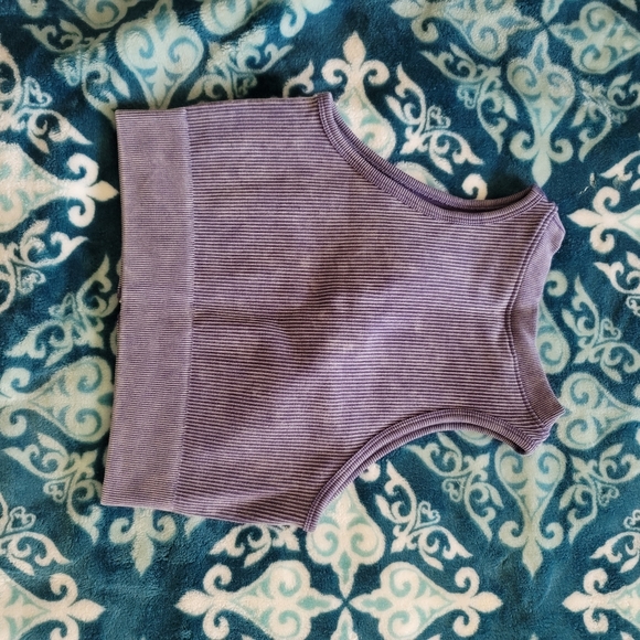 🍒 NWOT Bo+Tee RELAY Keyhole Zip Crop Top  Violet S - Picture 7 of 7
